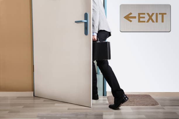 How to Resign Gracefully: A Guide to Moving On